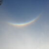 【レア現象】真上の空に逆さ虹＝環天頂アーク。幸運・幸せの前兆？地震の予兆？