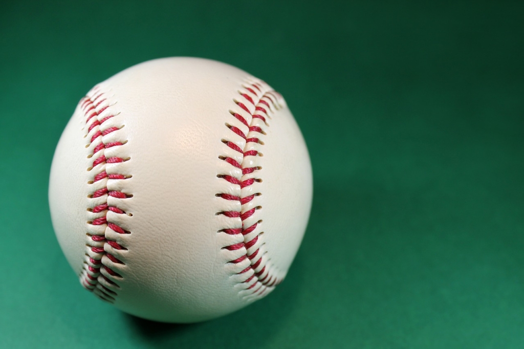 野球のボールのイメージ画像